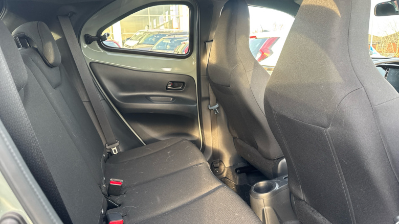 Toyota Aygo X 1.0 VVT-i Edge 5dr Petrol Hatchback